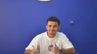 Mengikuti Jejak Sang Kakak, Hamra Hehanussa Resmi Jadi Kekuatan Baru Persib