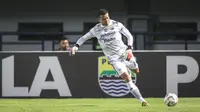 Teja Paku Alam Tanggapi Santai Persaingan di Sektor Penjaga Gawang Persib Bandung