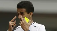 Catatan Kinerja Wasit hingga Pekan Ke-6 BRI Super League: Pengadil Asal Jepang Rajin Beri Penalti, Thoriq Alkatiri Paling Murah Kartu