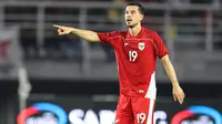Momen Thom Haye Menangis Tersedu-sedu dan Ditenangkan Jay Idzes Setelah Asa Timnas Indonesia ke Piala Dunia 2026 Kandas